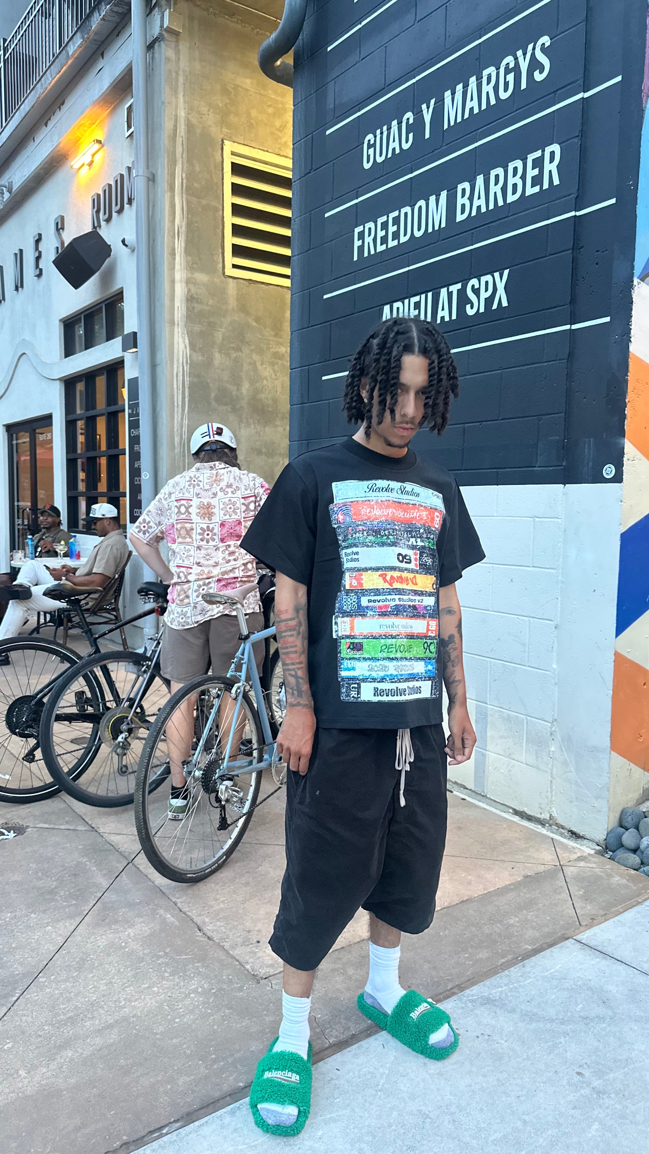 BLACK “VIDEO TAPE” TEE
